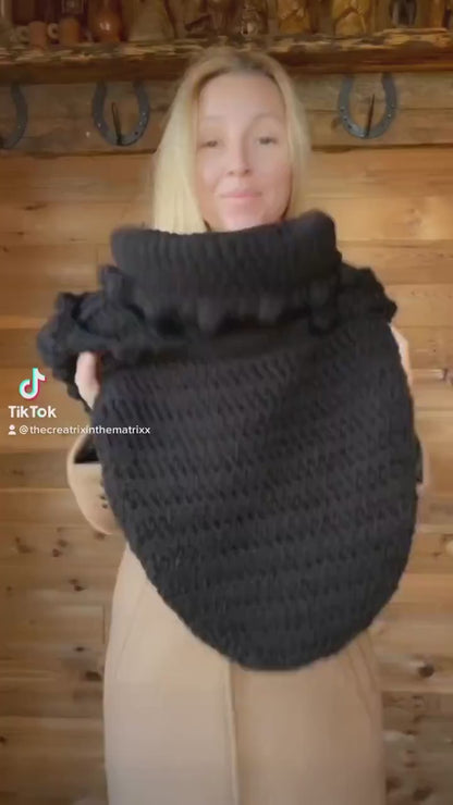 Tiktok Hooded Cowl | hooded cowl with panels | English and French